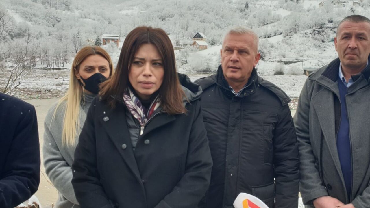 Irena Vujović, Potpećko jezero