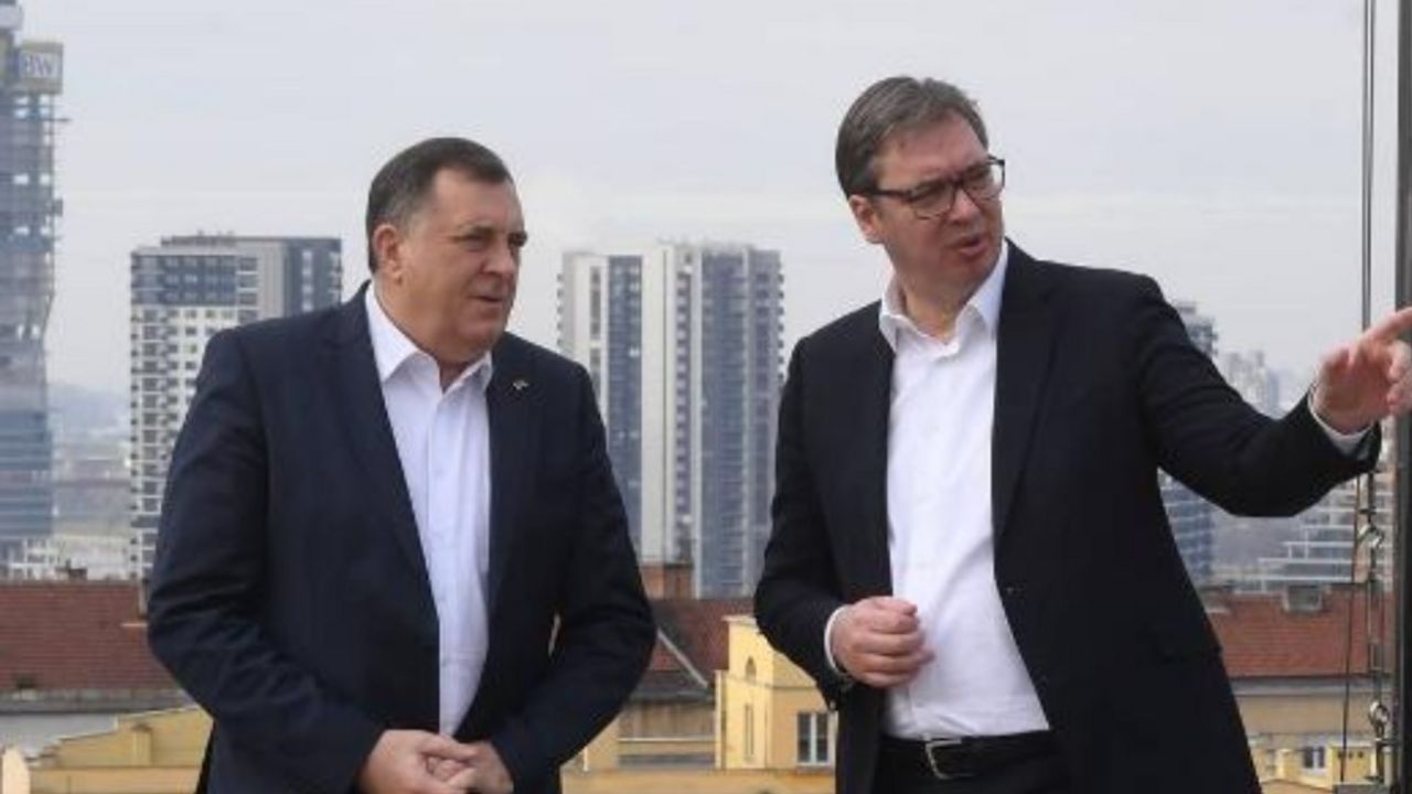 AV i Dodik