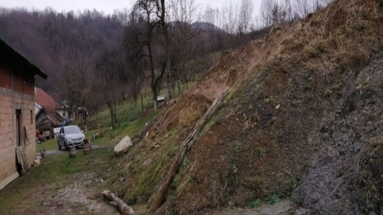 klizište Topola