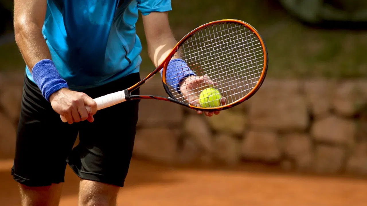 Tenis