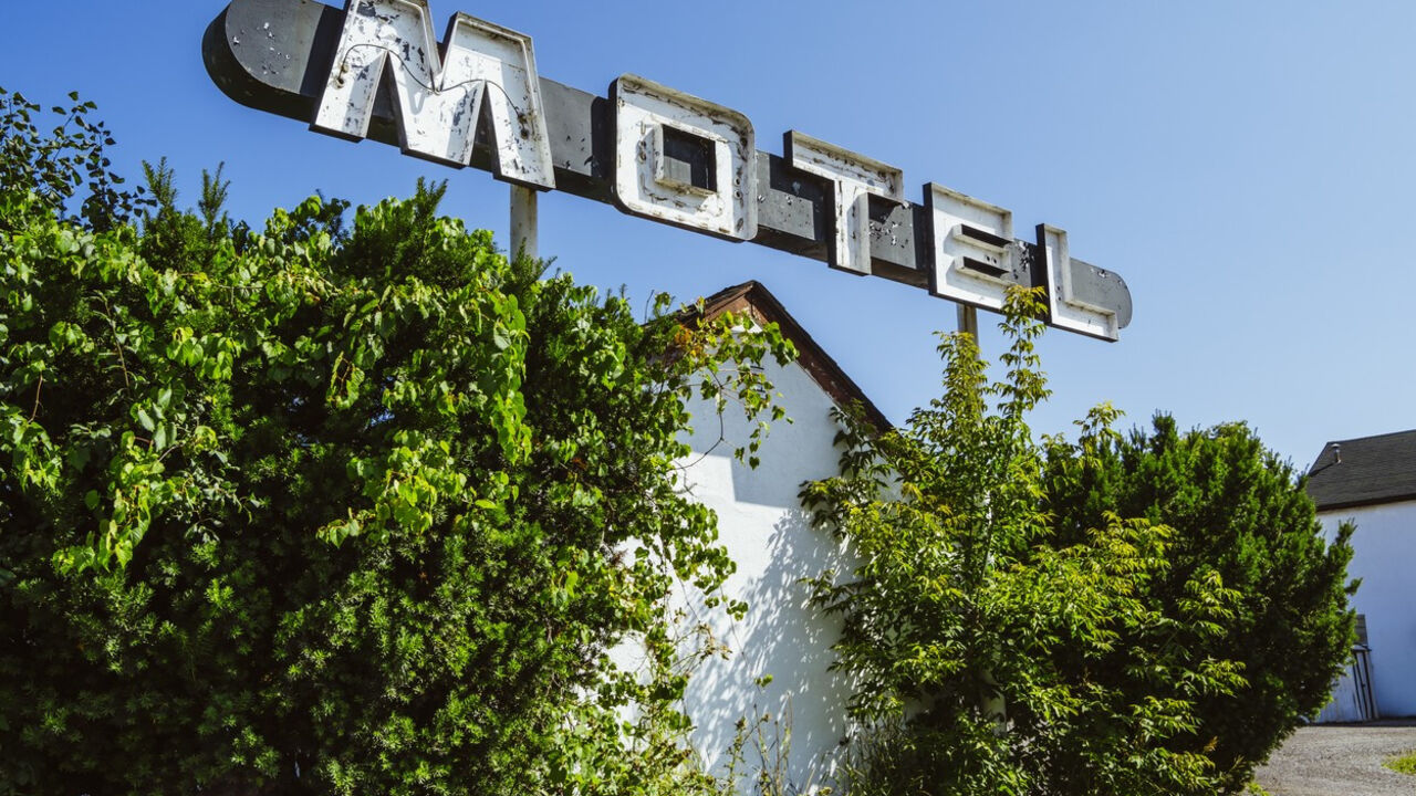 motel