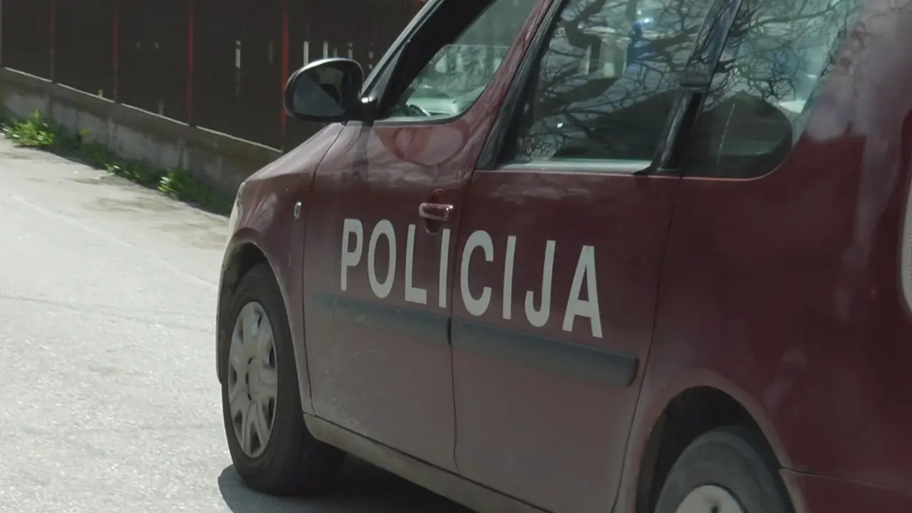 policija