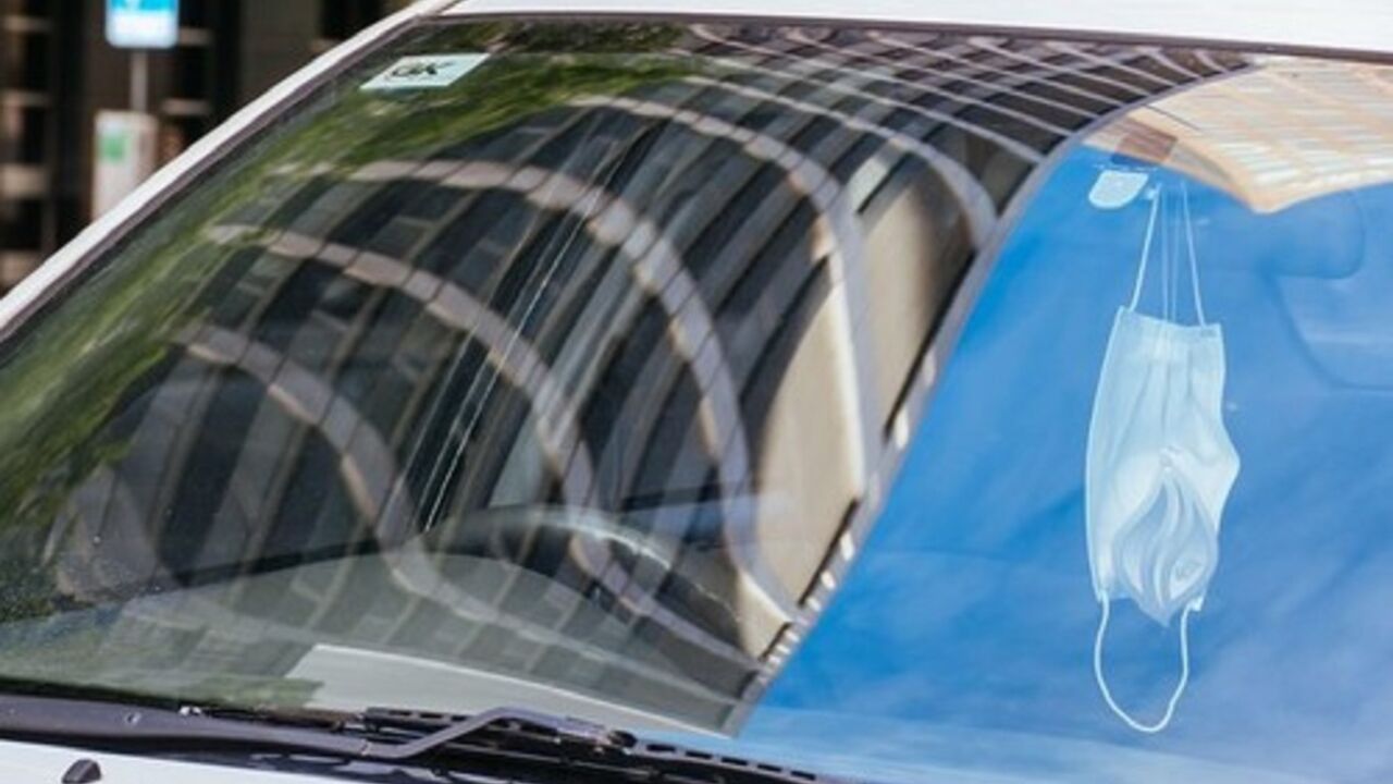 automobil