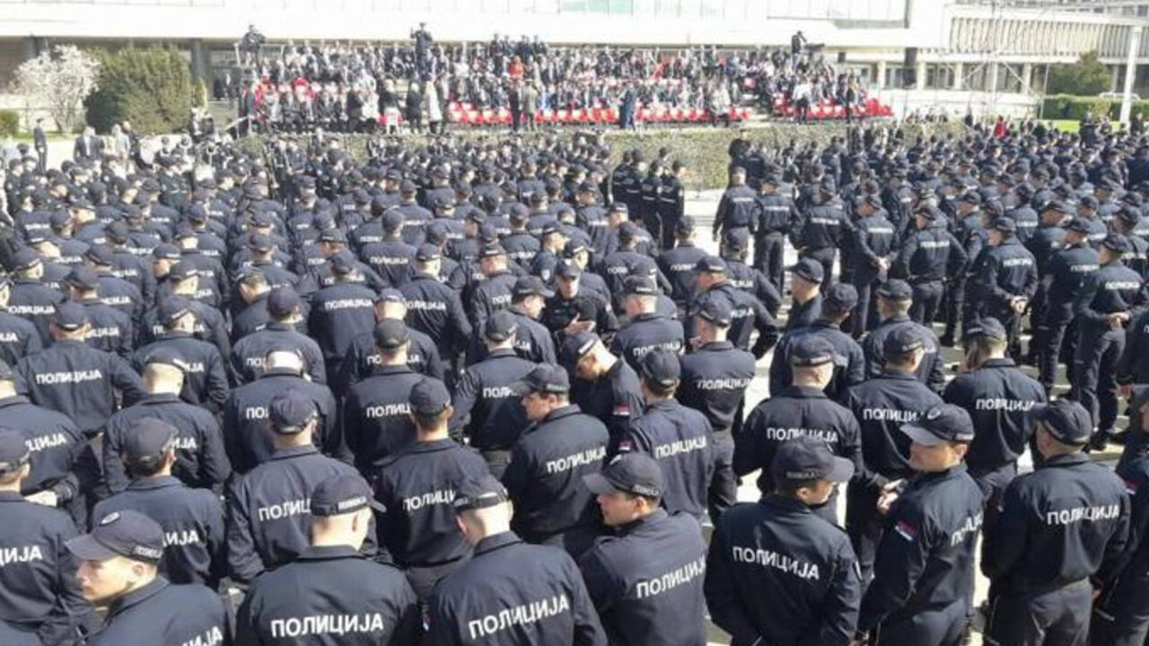 Policija
