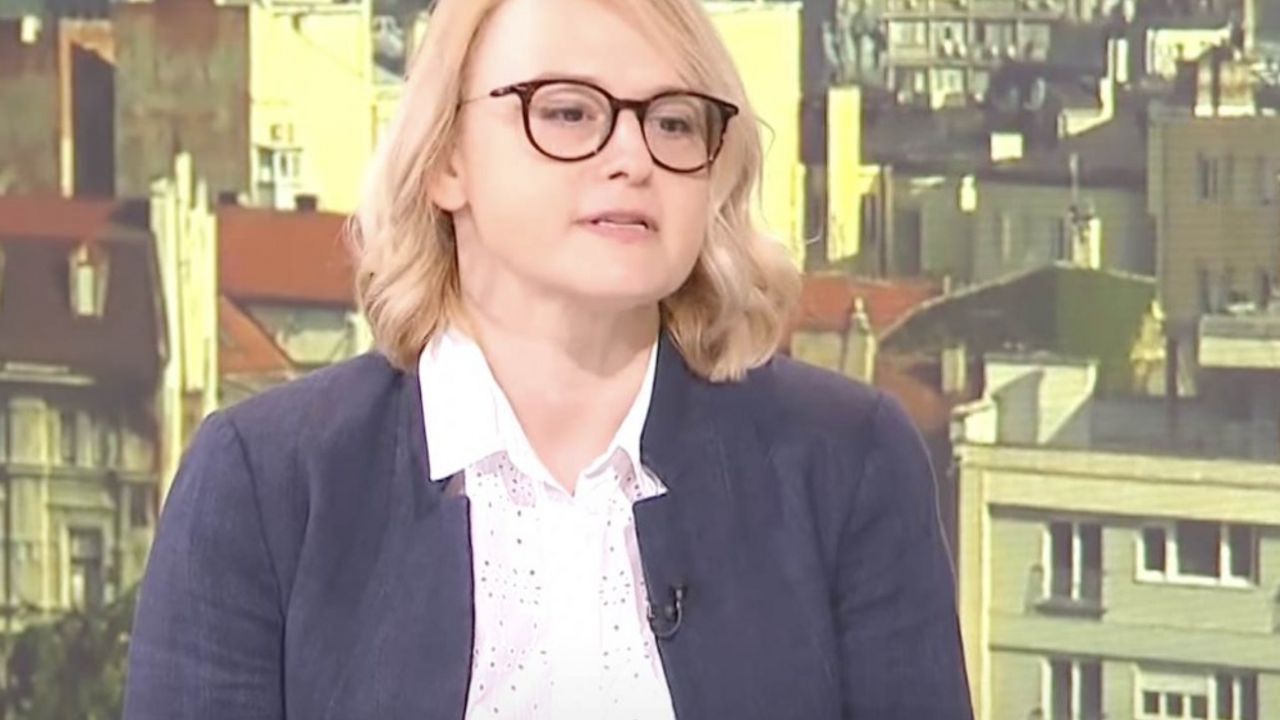 dr Ana Jotić