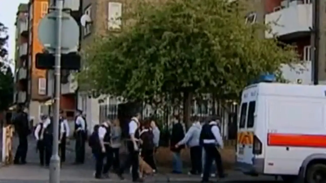 engleska policija