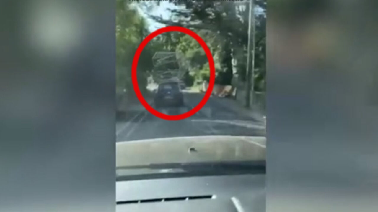 kućica na krovu automobila