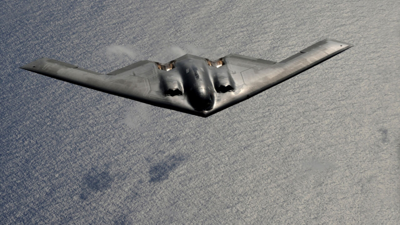 Bombarder B-2