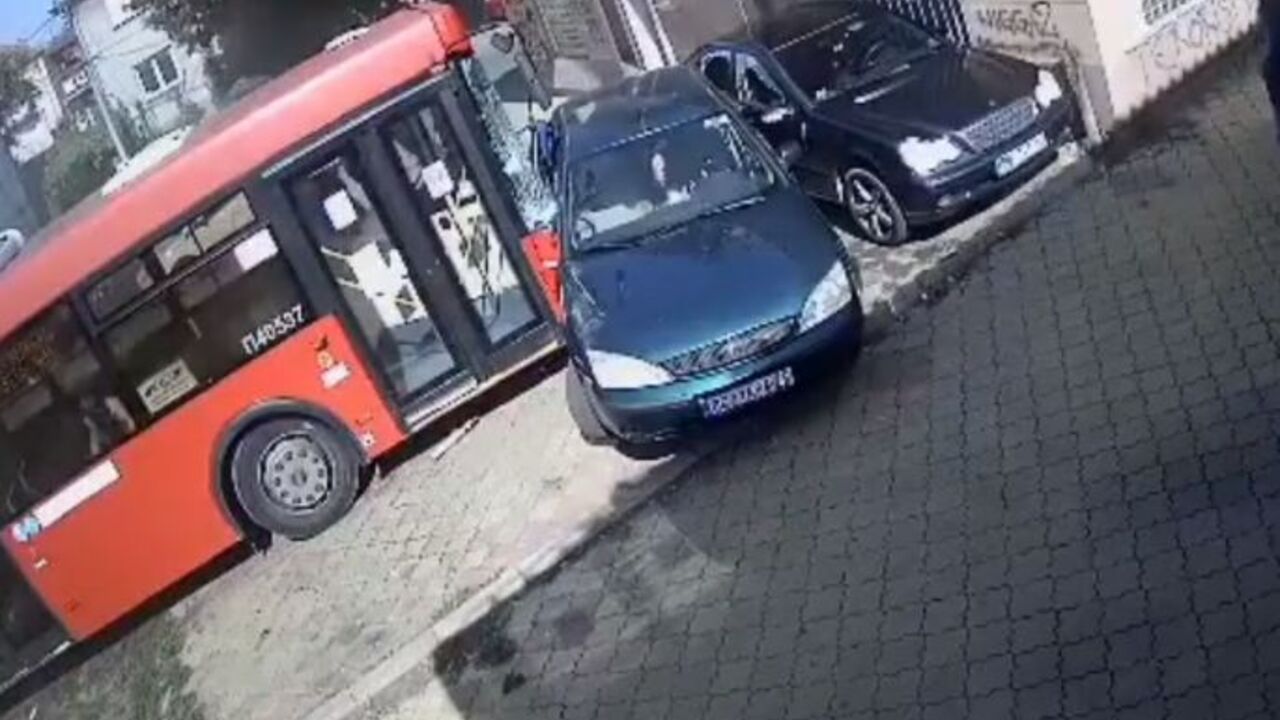 bus
