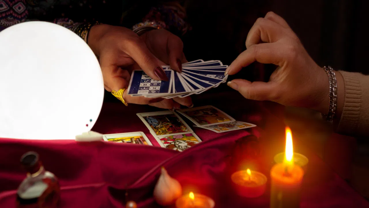 Tarot