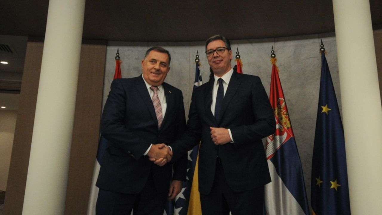 Aleksandar Vučić i Milolar Dodik