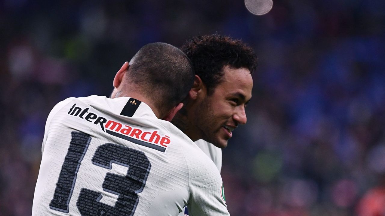 Nejmar i Deni Alves