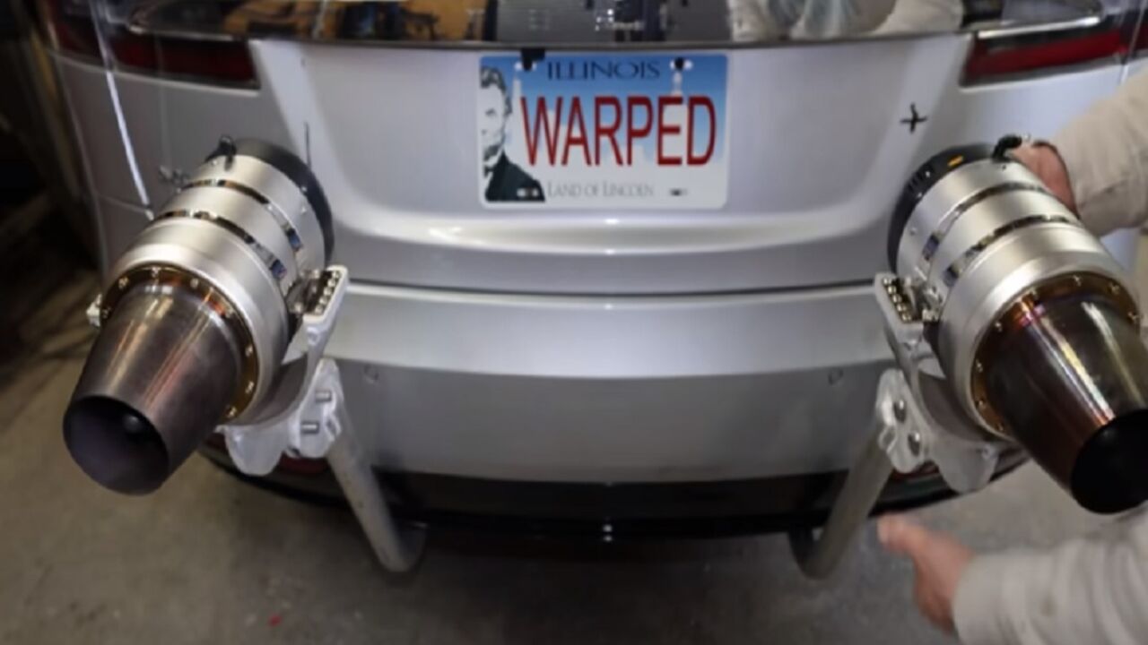 tesla automobil