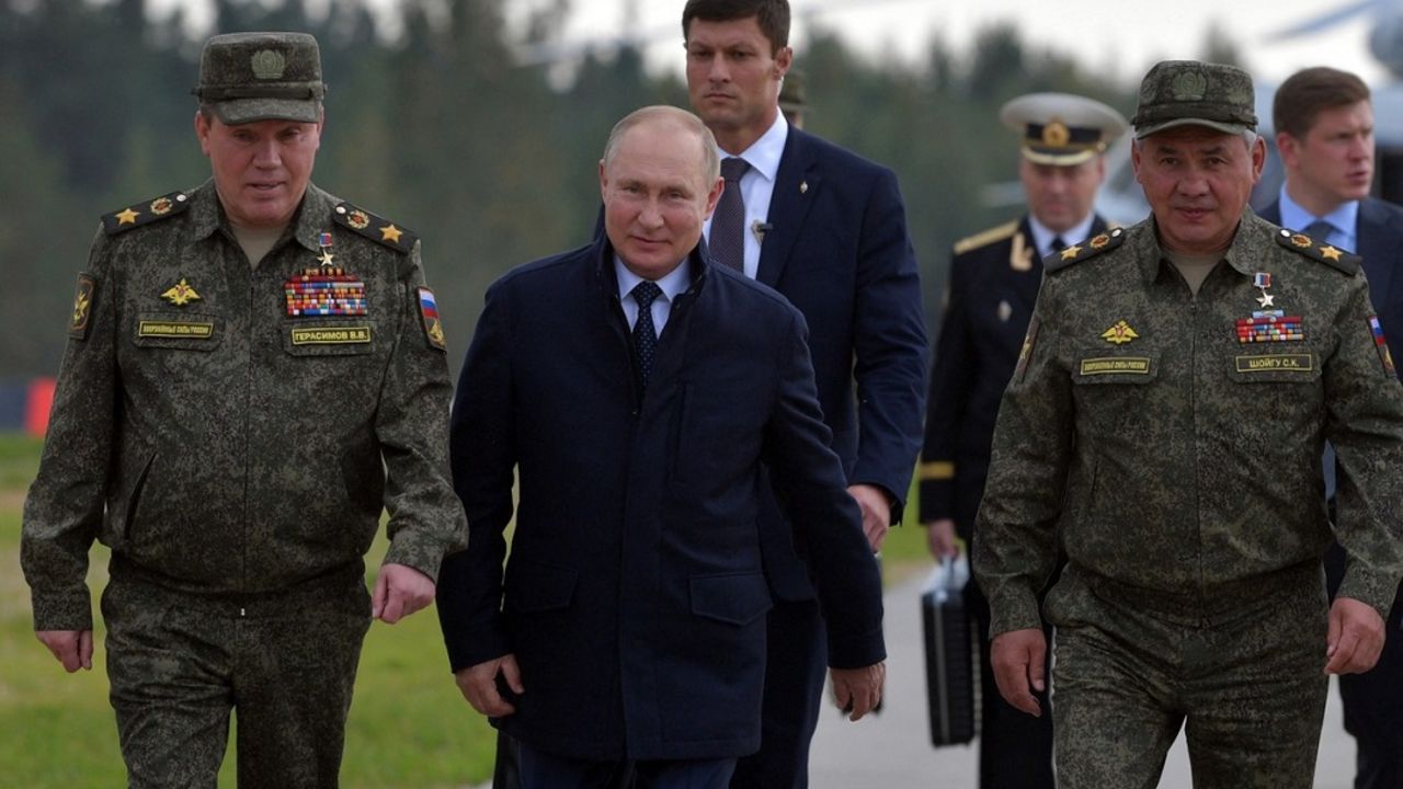 Vladimir Putin i Sergej Šojgu
