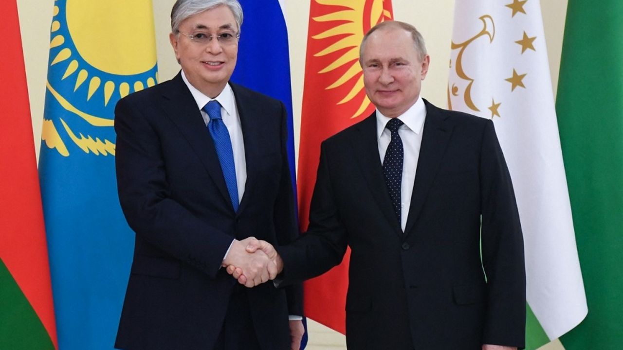 Kasim Žomart Tokajev i Vladimir Putin