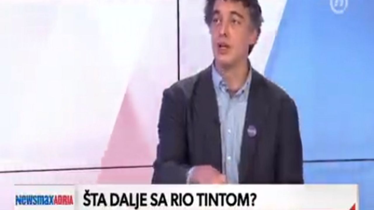 Miketić napao Manojlovića.