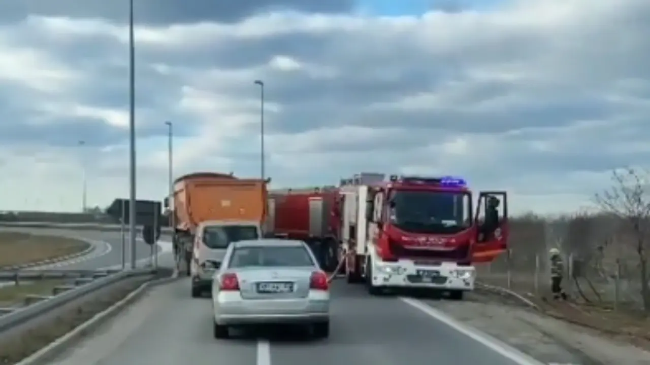 Požar na autoputu E-75