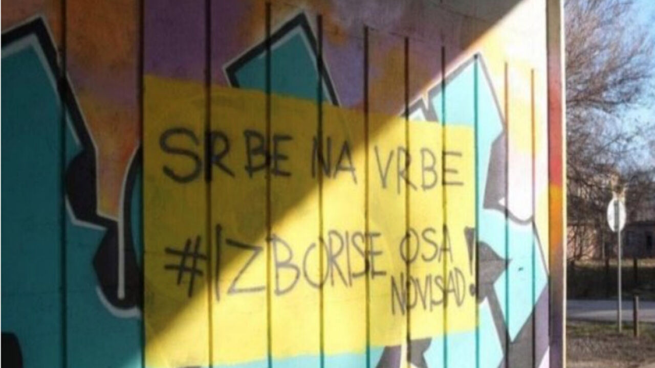 Srbofobični grafit u Novom Sadu