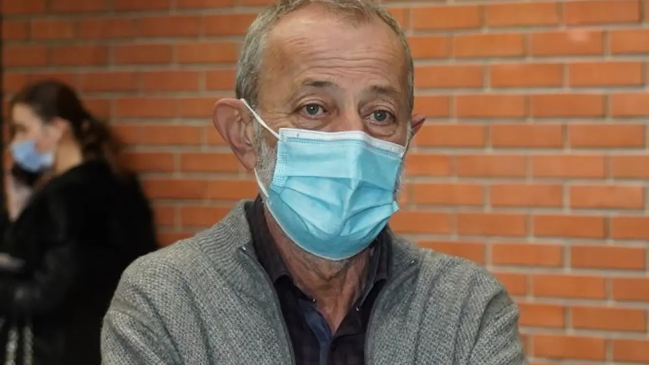 Mika Aleksić