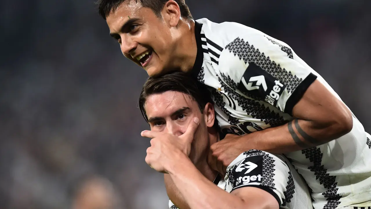 Dušan Vlahović, Paulo Dibala