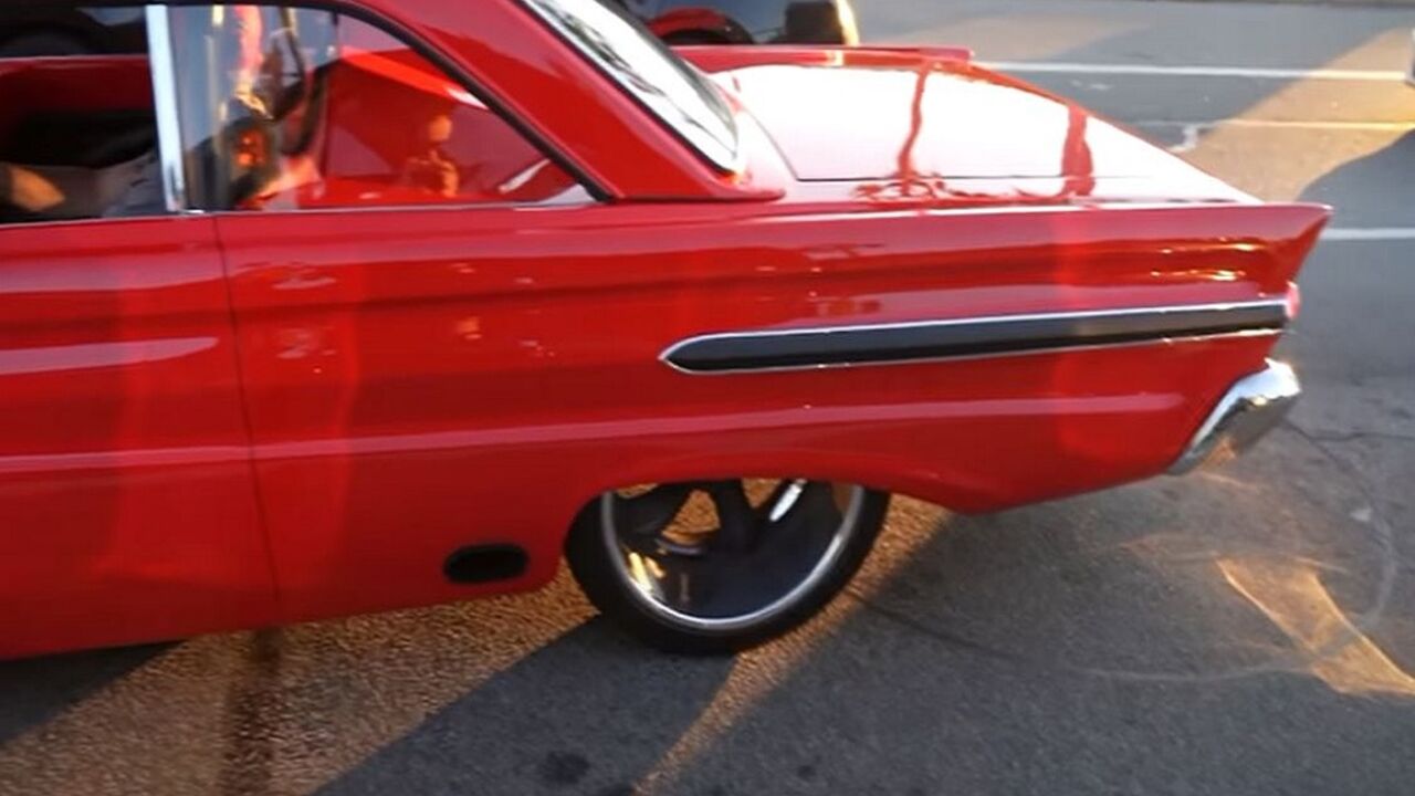 automobil