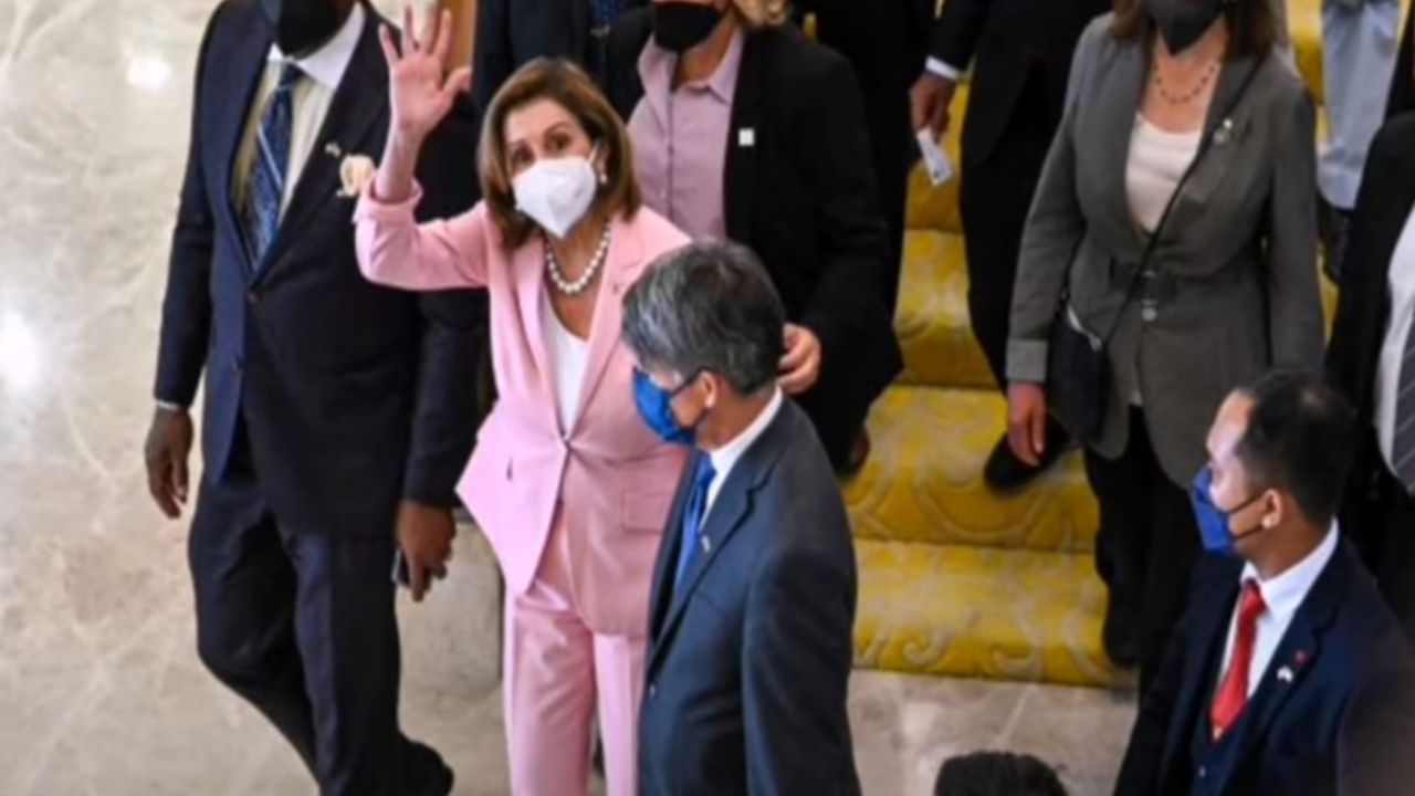 Nensi Pelosi