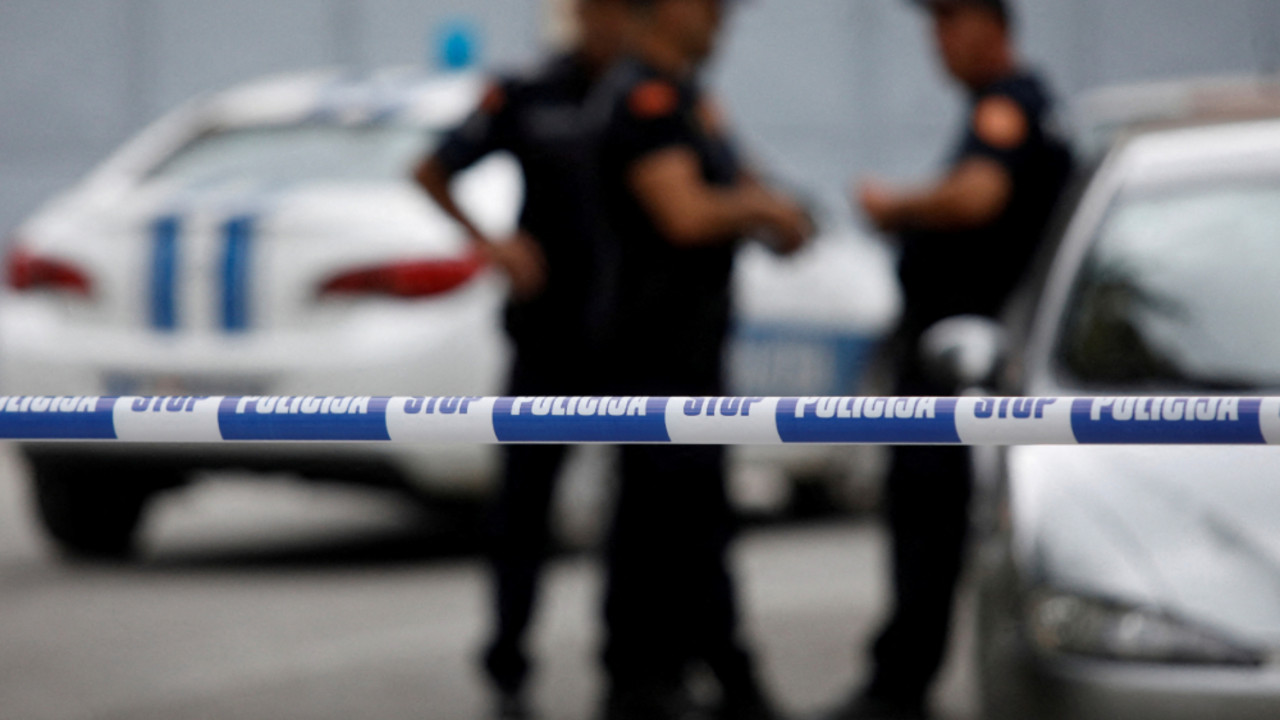 policija