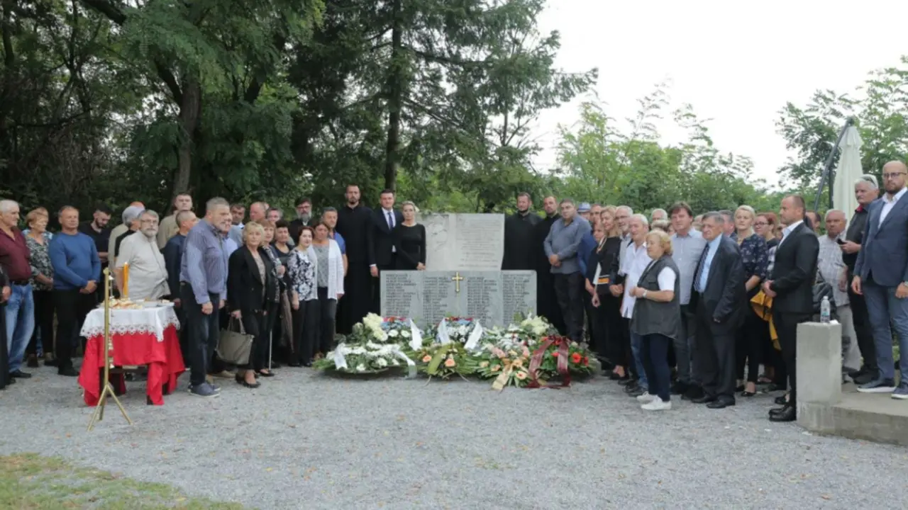 Spomenik deci Potkozarja