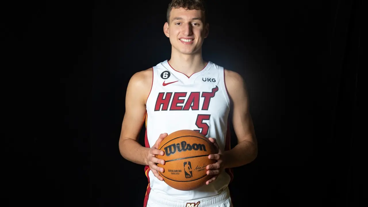 Nikola Jović