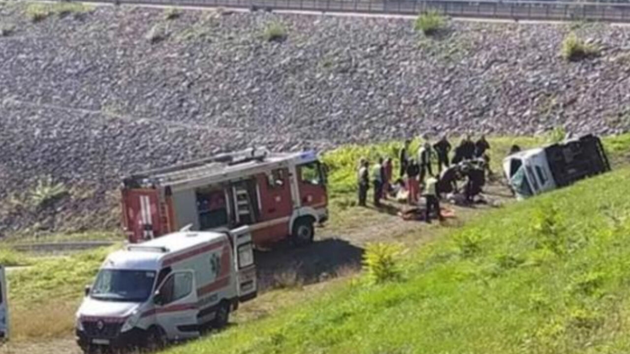 Prevrtanje autobusa kod Valjeva