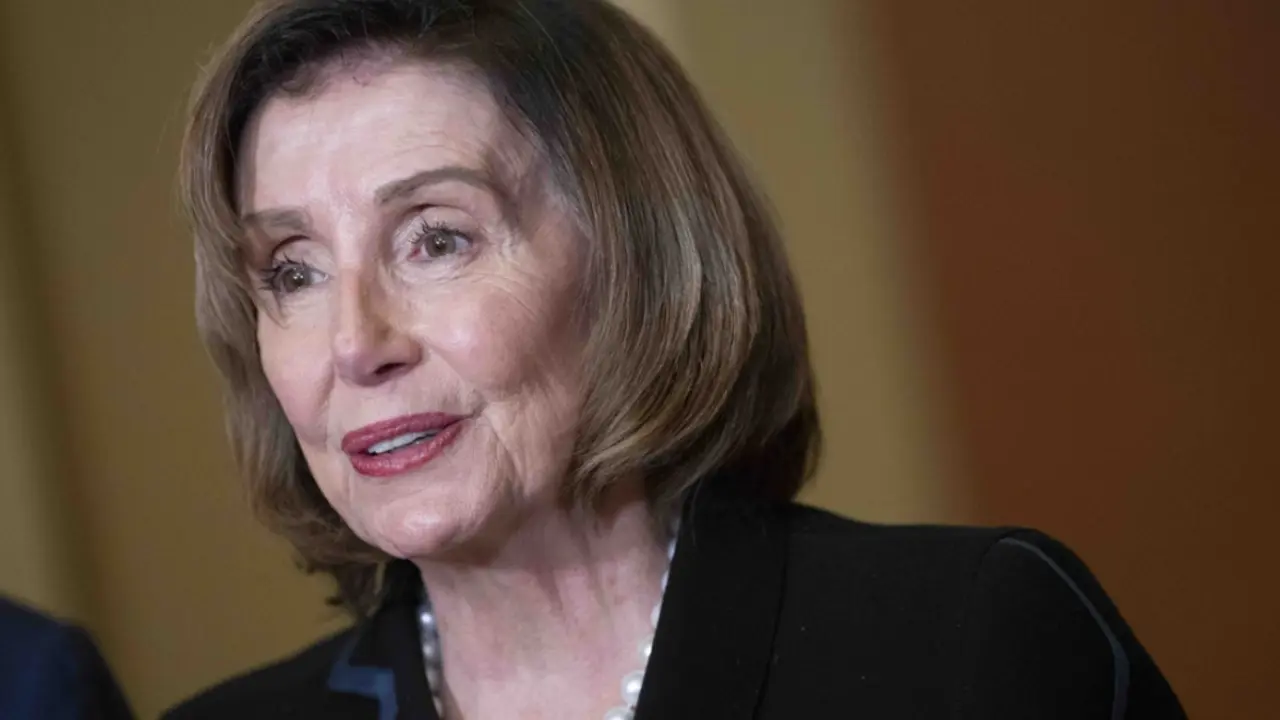 Nensi Pelosi 