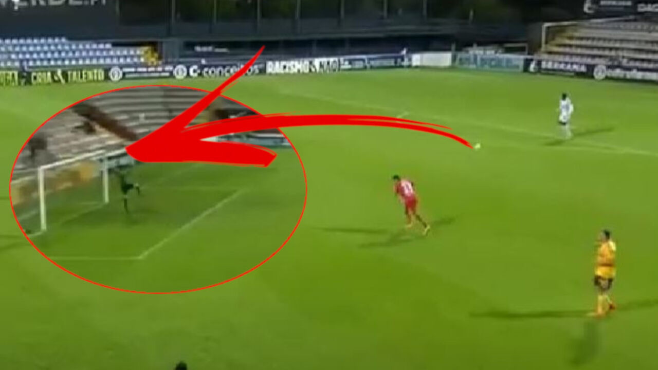 Golman Benfike postiže pogodak