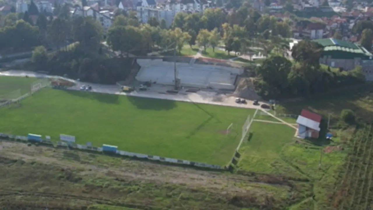 Stadion u Arilju