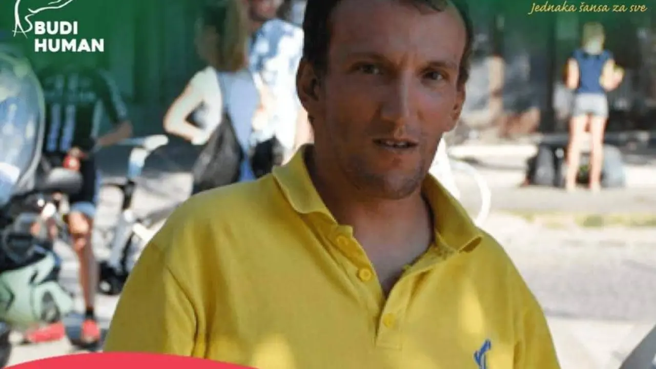 Humanitarna fondacija Budi human, za Dejana