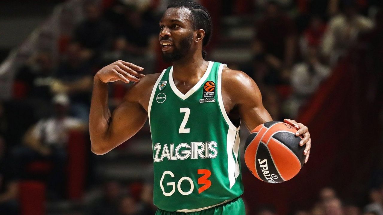 Kinan Evans