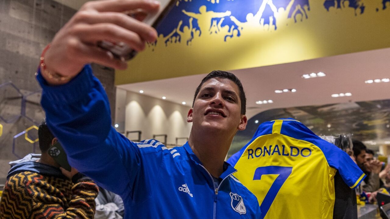 Slikanje sa dresom Ronalda