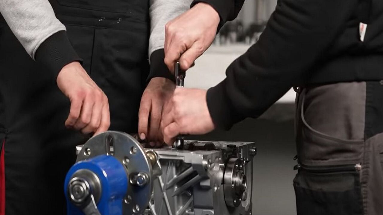 motor automobila