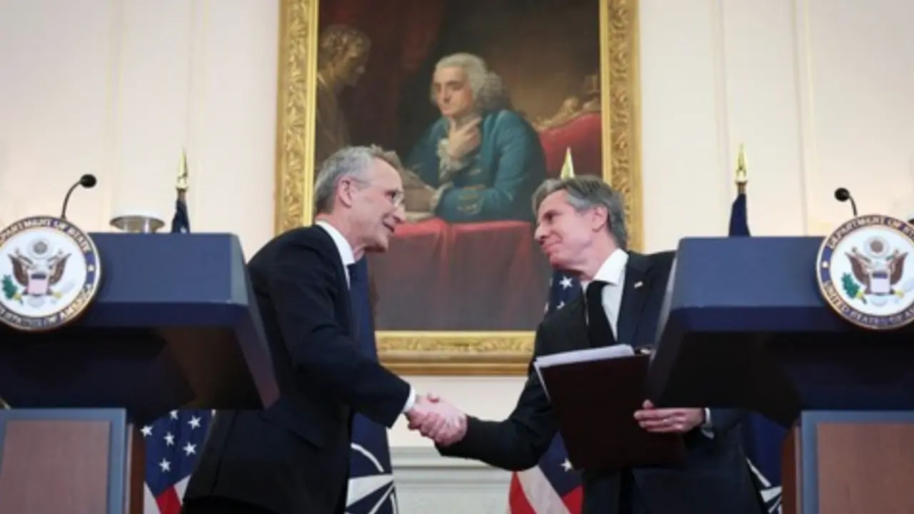 Jens Stoltenberg i Entoni Blinken