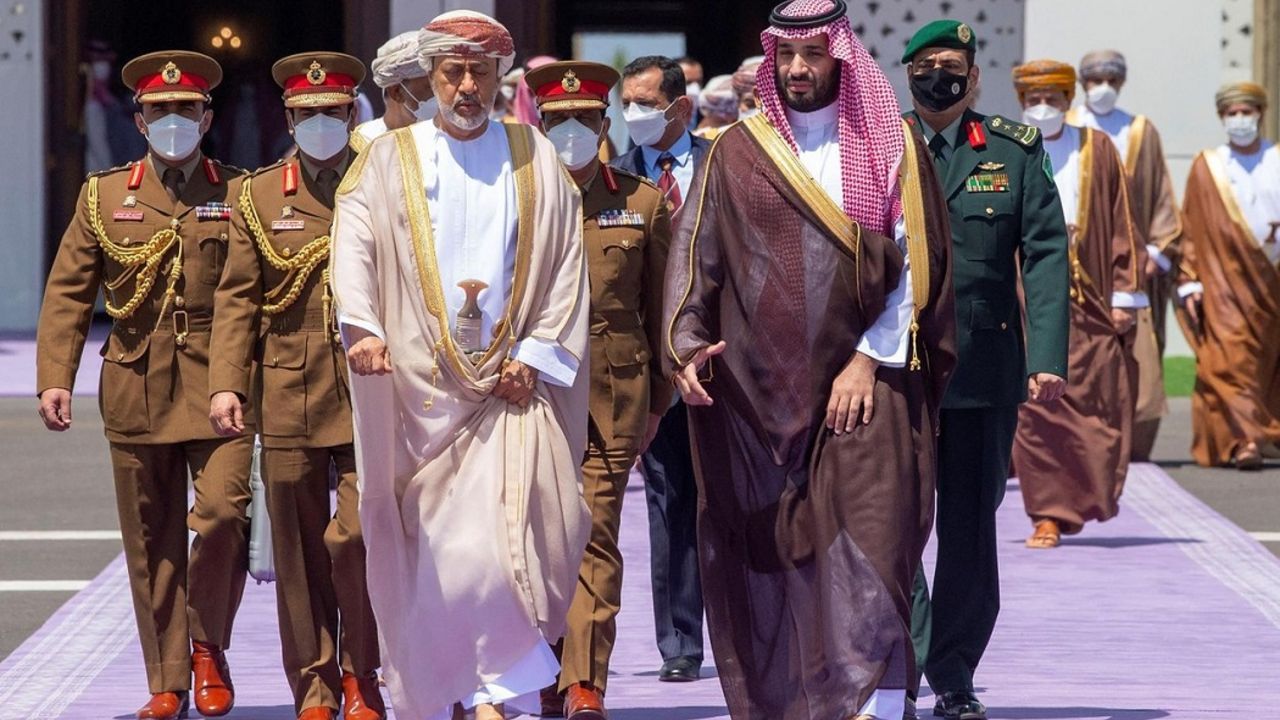 Oman, Saudijska Arabija