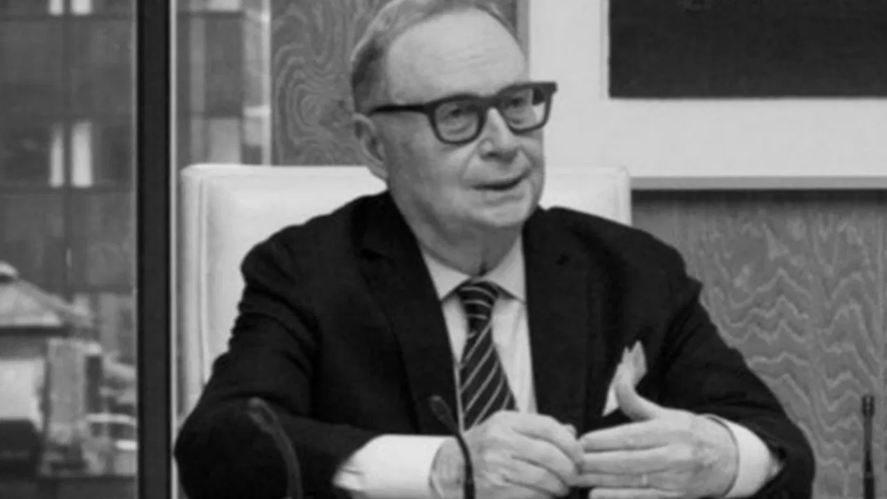 Tomas Li