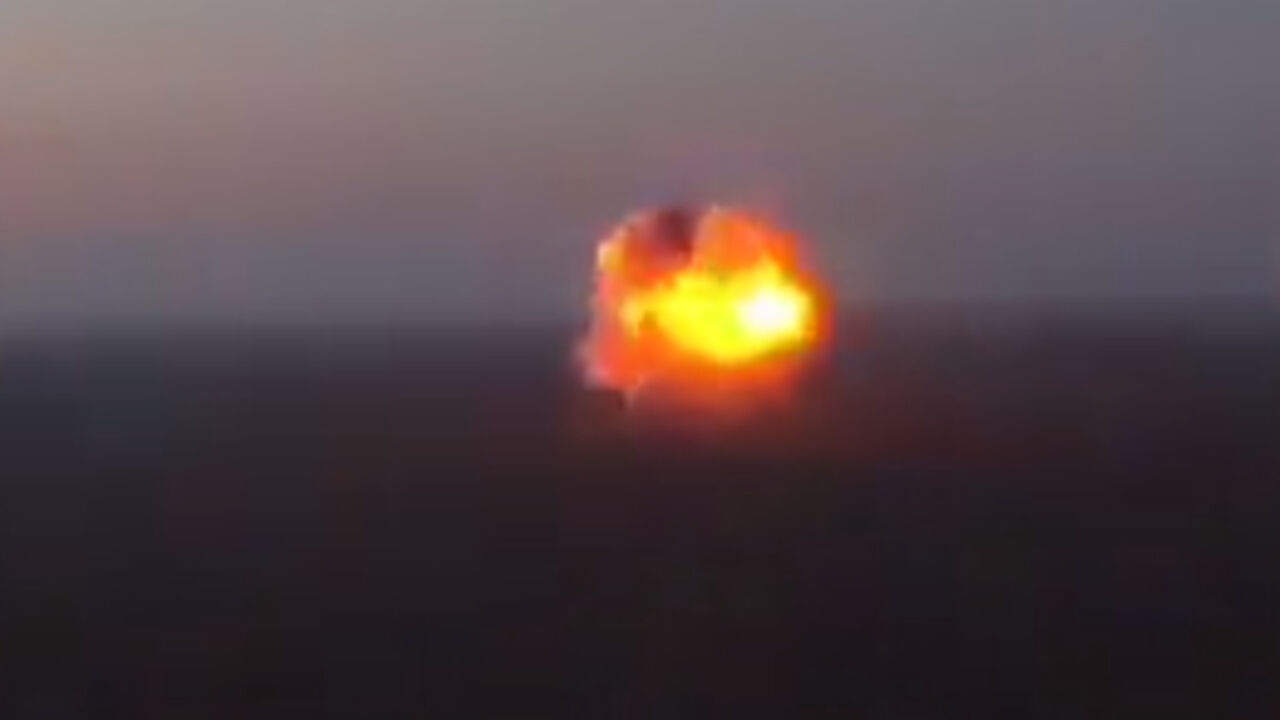 UR-77