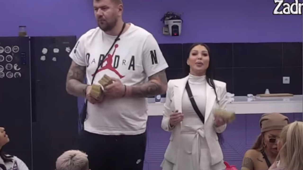 Marko Janjušević Janjuš, Maja Marinković