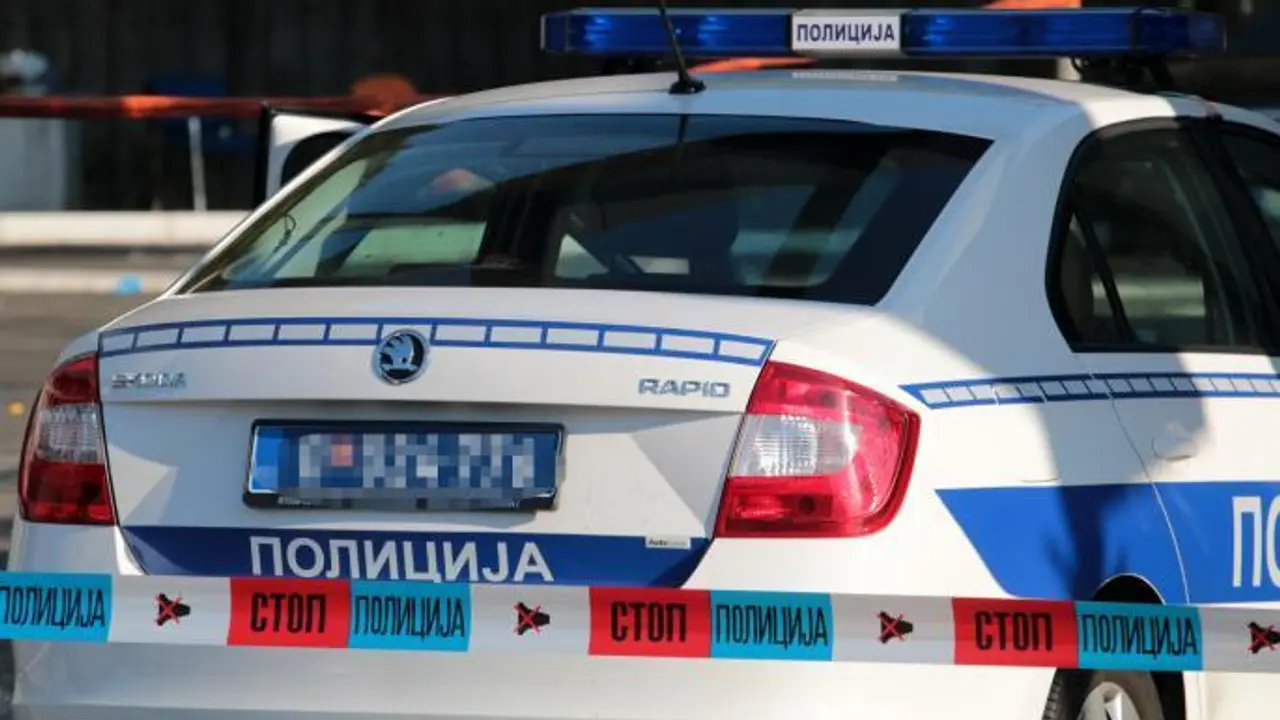 policija