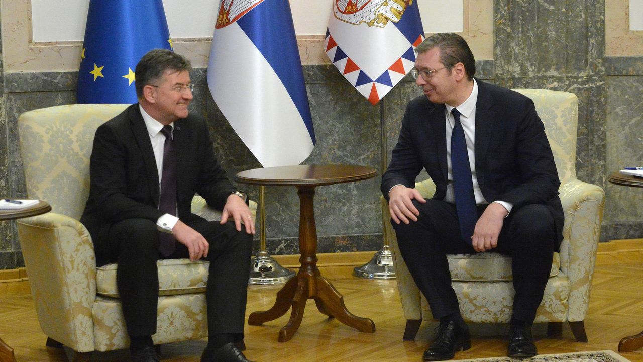 lajcak vucic
