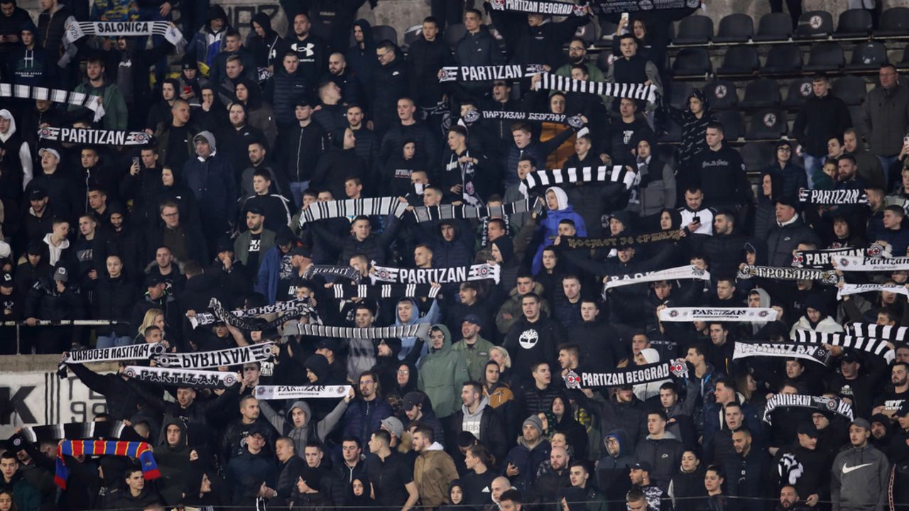 Grobari na fudbalu