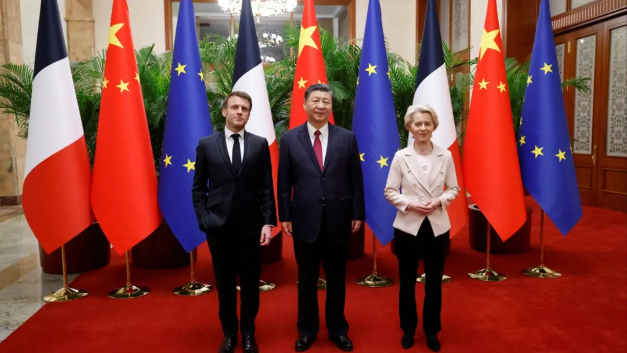 Si Đinping, Ursula fon der Lajen, Emanuel Makron