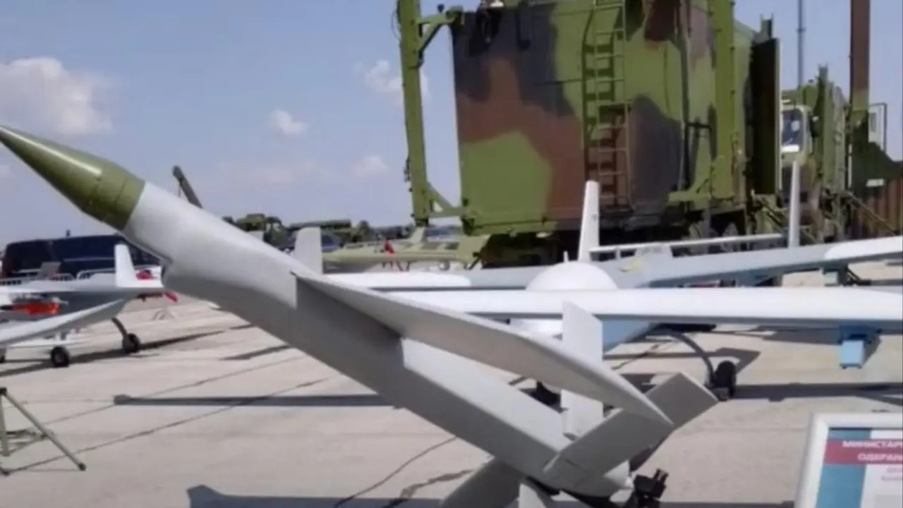 Dron kamikaza 