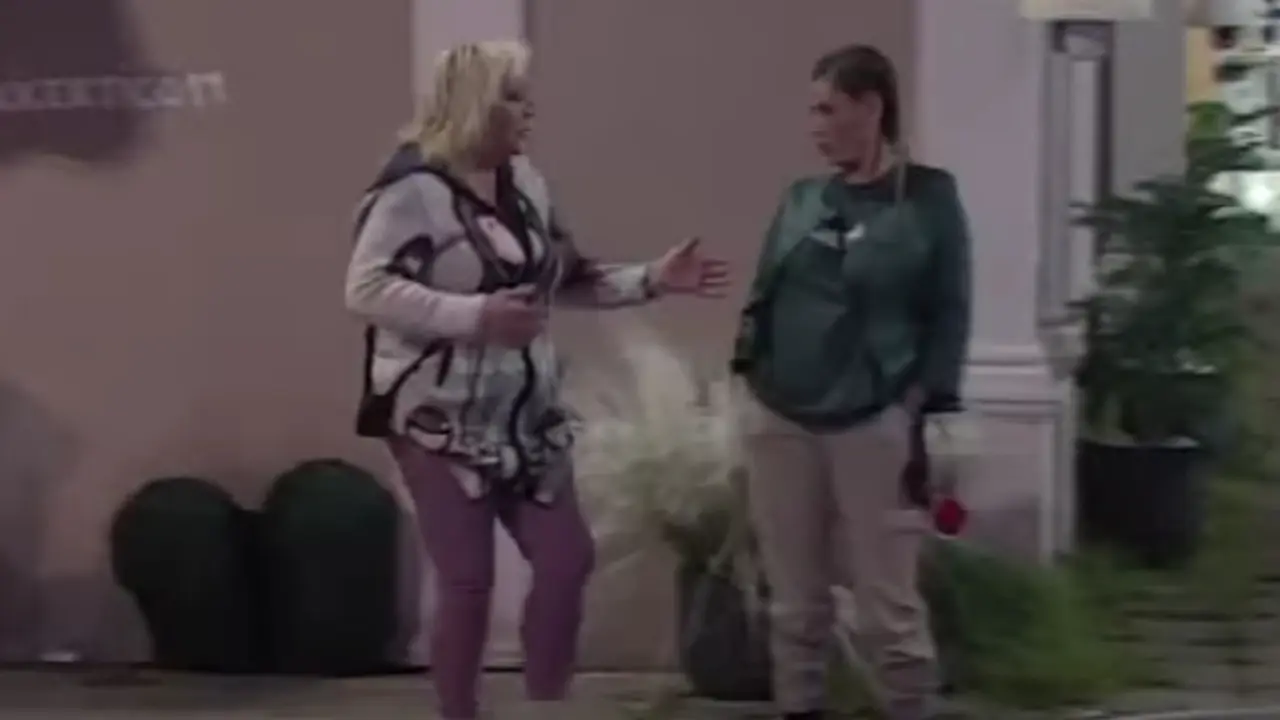 Zorica Marković, Ana Ćurčić