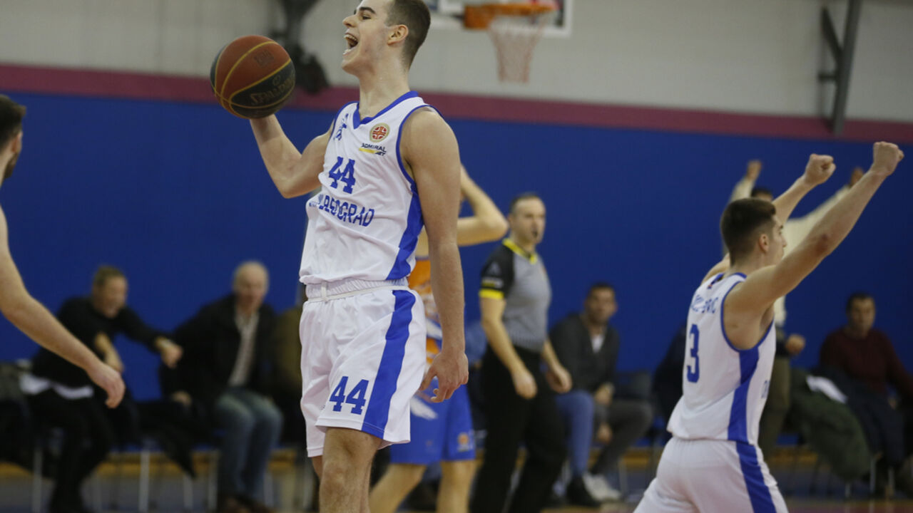 Nikola Topić i Stefan Miljenović koji se raduje u pozadini 