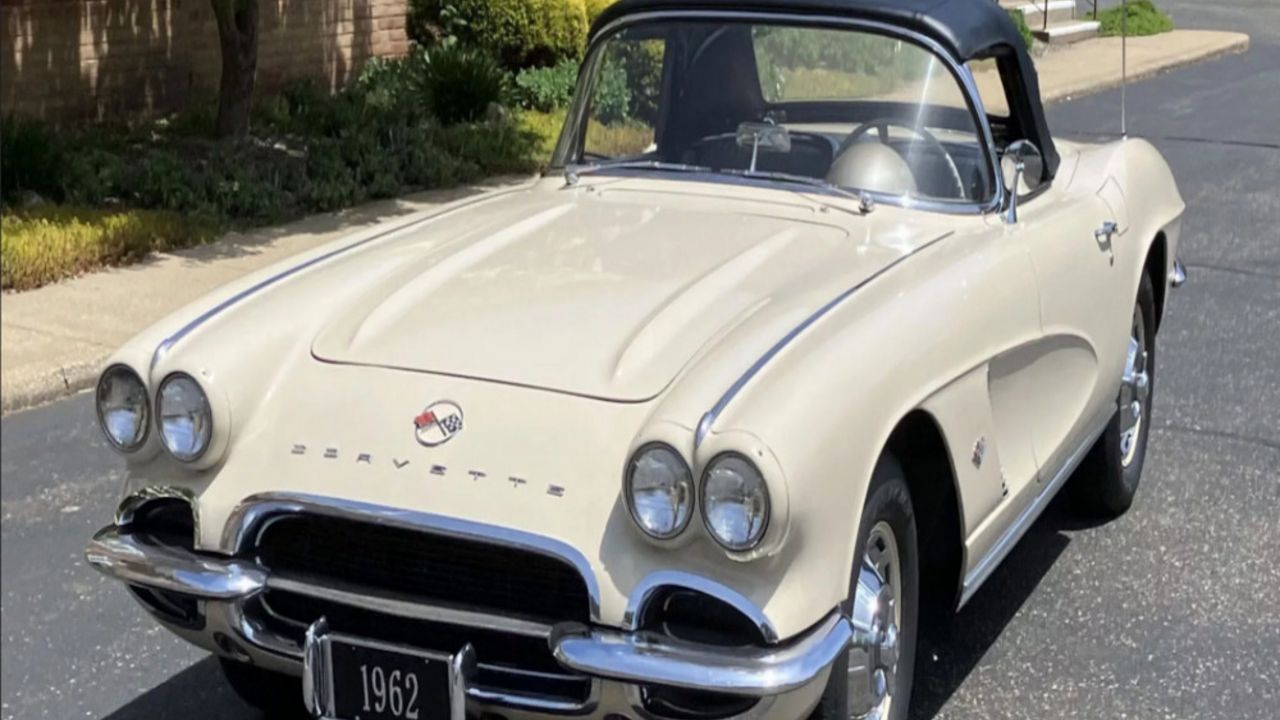 Chevrolet Corvette 1961